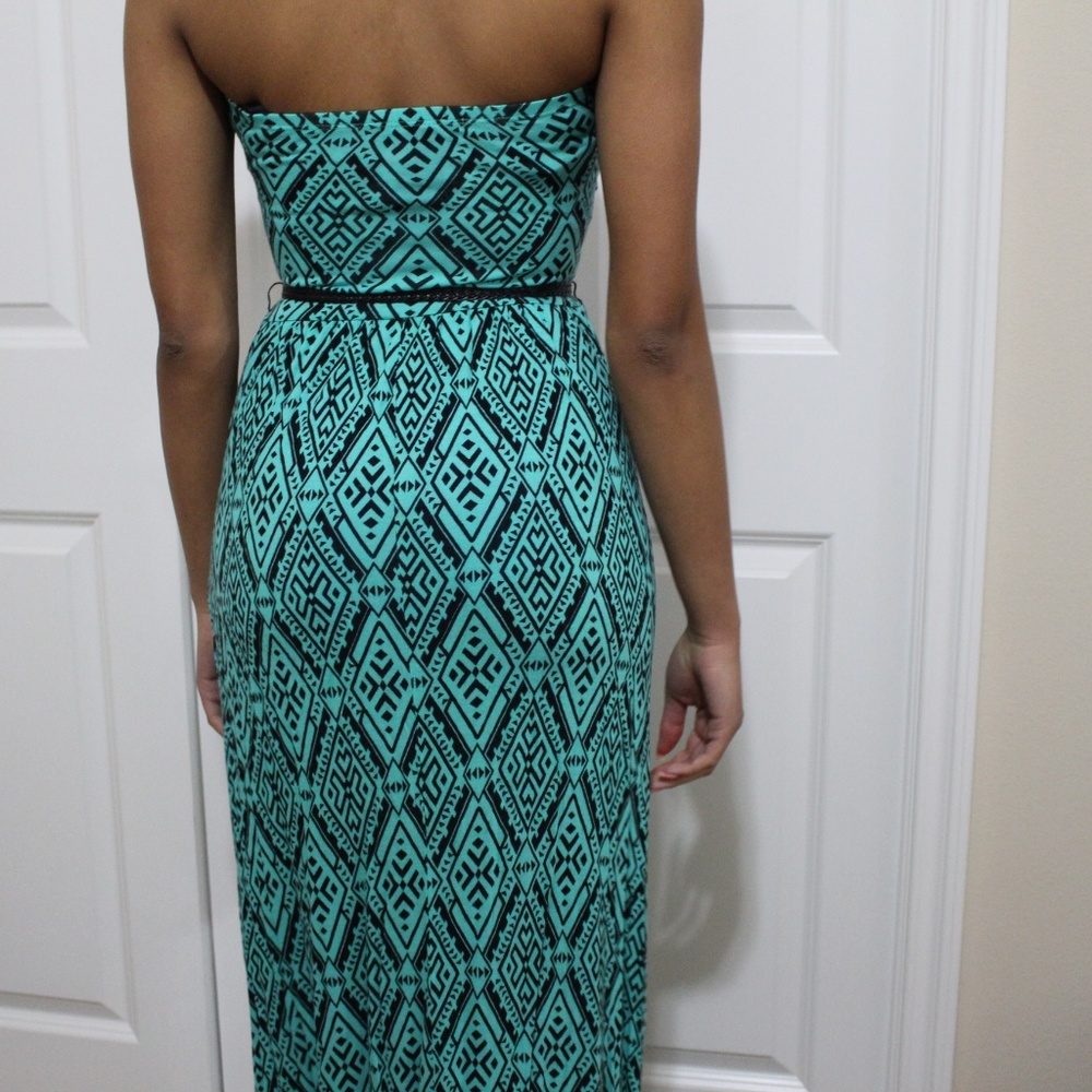 Strapless Patterned Maxi-Dress - Picture 3 of 5